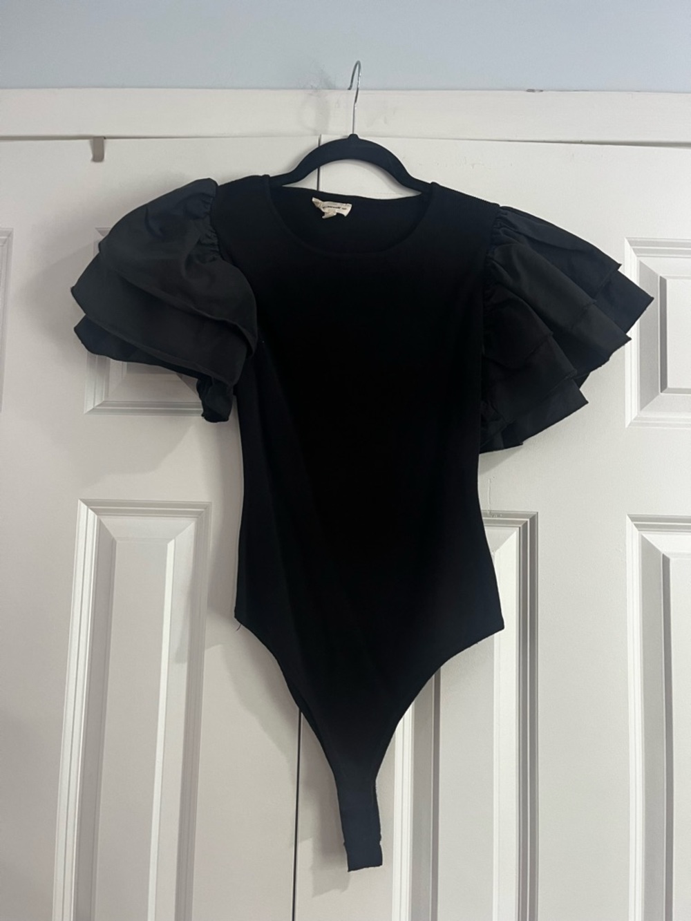 eesome Black Puff-Sleeve Tiered Organza Bodysuit
